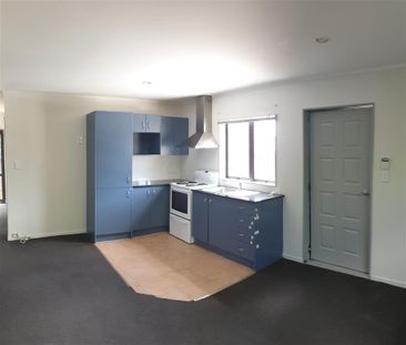 MANGERE EAST - Short Distance to Middlemore Hospital - Photo 5