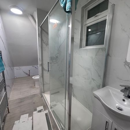 2 Bed Flat, The Limes Avenue, N11 - Photo 4