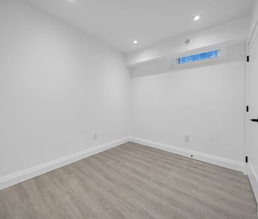 For Lease - 474 Montrose Avenue Unit# Lower, Toronto, Ontario - Photo 2