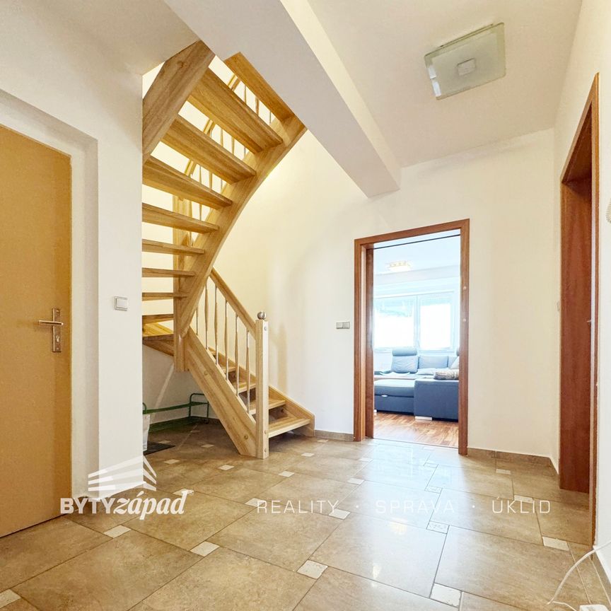 Pronájem bytu 5+kk 120 m², Bendova 697, Plzeň - Photo 1
