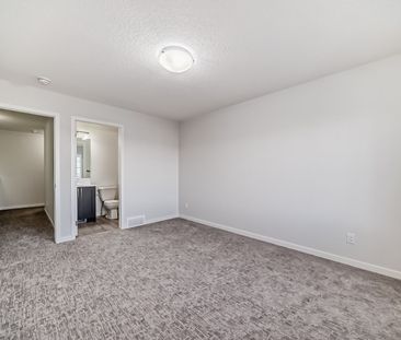 23 Edith Pass NW - UPPER, Calgary - Photo 6