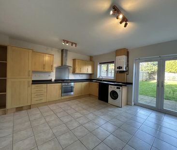 4 bedroom terraced house to rent - Photo 5