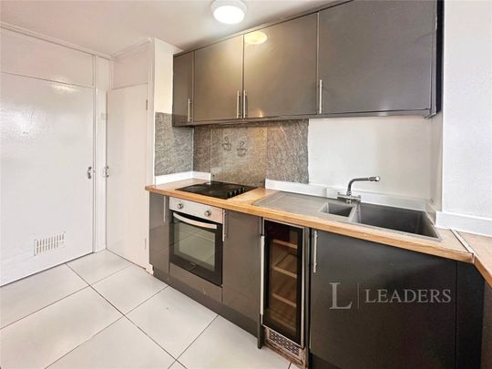 apartment to rent Brecon Tower, Guild Close, Birmingham, B16 - Photo 1