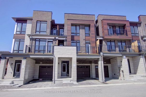 Condo Townhouse For Lease | N9195068 - Photo 1