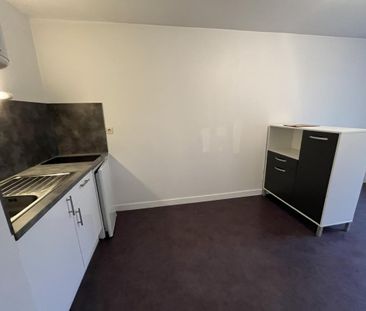 Location Appartement 1 pièce 22m² ANGERS 49100 - Photo 2