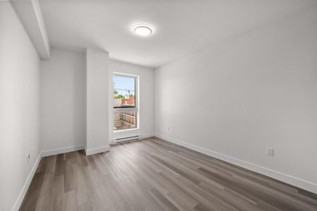 6311 Boul. Gouin O., Montréal (Ahuntsic-Cartierville), QC H4K - Photo 3