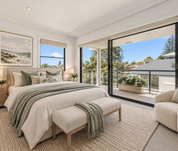 Versatile dual level living with coastal views - Photo 4