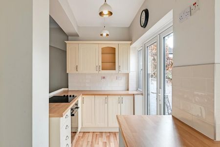 2 bedroom terraced house to rent - Photo 3