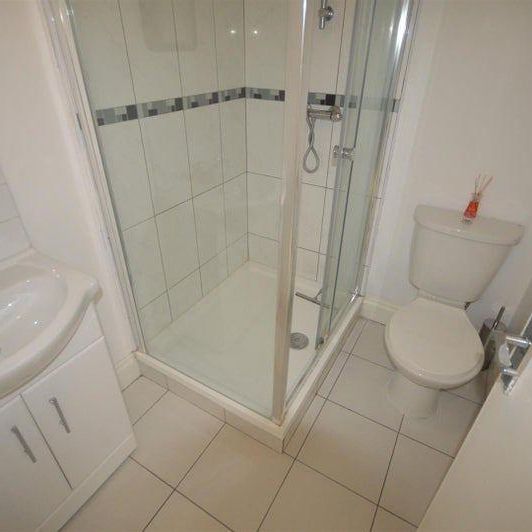 House share to rent - Photo 1