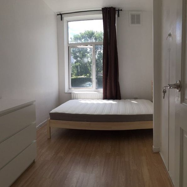 Room in a Shared House, Shadwell Gardens, E1 - Photo 1