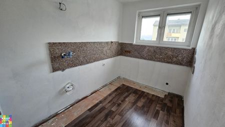 3-Zimmerwohung mit Balkon – Erstbezug nach Sanierung – unbefristeter Mietvertrag - Photo 4