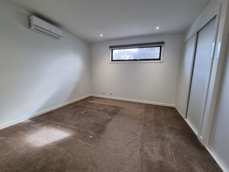 Boutique Large Townhouse - Photo 4