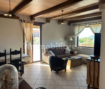 Villa unifamiliare via Giovanni Cena 11, Centro, Minturno - Photo 1