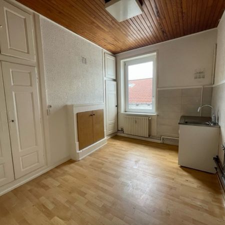 Location Appartement 3 pièces 105m² - Photo 3