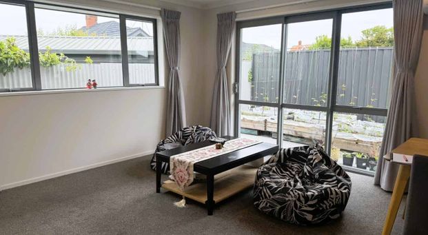 Modern Townhouse Close to Town - Photo 1