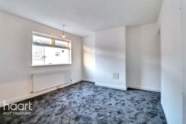 2 bedroom end of terrace house to rent - Photo 1