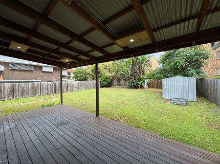 2 BED HOME PRIME LOCATION - Photo 3