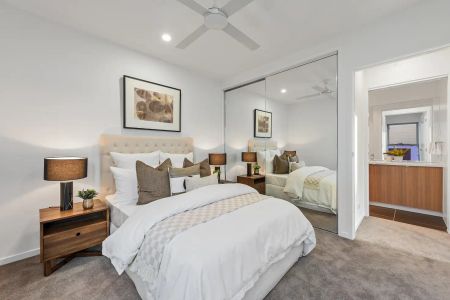 “Modern, boutique townhouse” - Photo 2