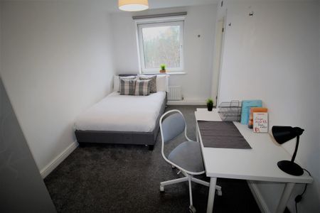 Flat 65, Samara Plaza, LS2 9DU, Leeds - Photo 4