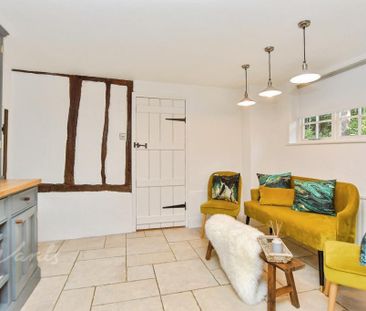 4 bedroom detached house to rent - Photo 1