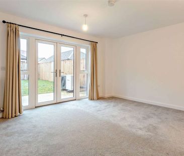 Brand new 3-bedroom semi-detached home with a driveway and an enclo... - Photo 1