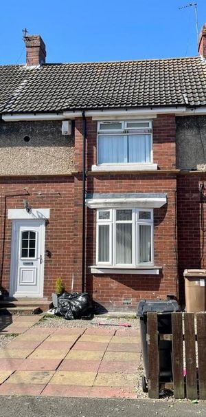3 bedroom terraced house to rent - Photo 1