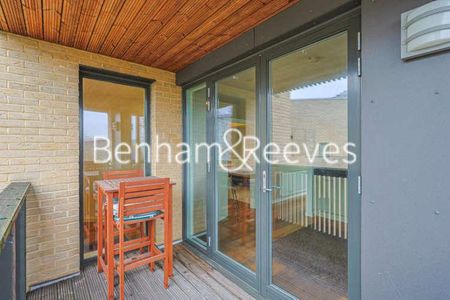 Hewlett Court, Grahame Park Way, NW9 - Photo 3