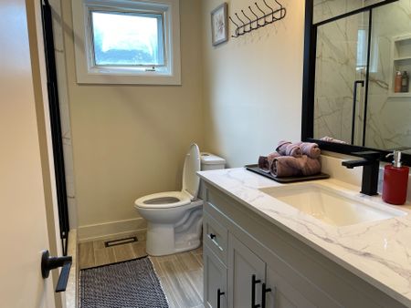 For Lease - 80 Trayborn Drive Unit# Furnished, Richmond Hill, Ontario - Photo 3