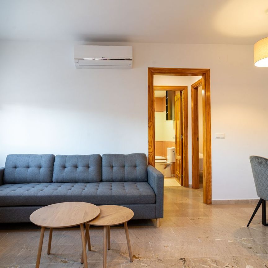 Alquiler de piso en Camino de los Guindos, 3 - Photo 1