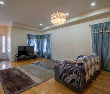 For Lease - 98 Gillett Drive, Ajax, Ontario - Photo 4