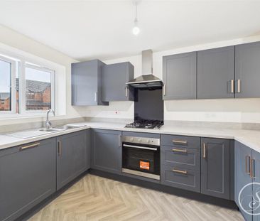 2 bedroom semi-detached house to rent - Photo 6