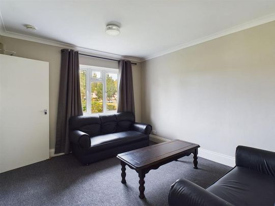 5 bedroom semi-detached house to rent - Photo 1