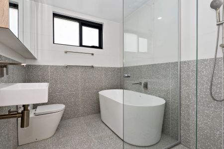 Welcome to "KOI Apartments" Northmead - Photo 5