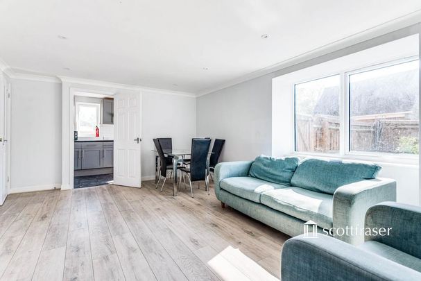 2 bedroom flat to rent - Photo 1