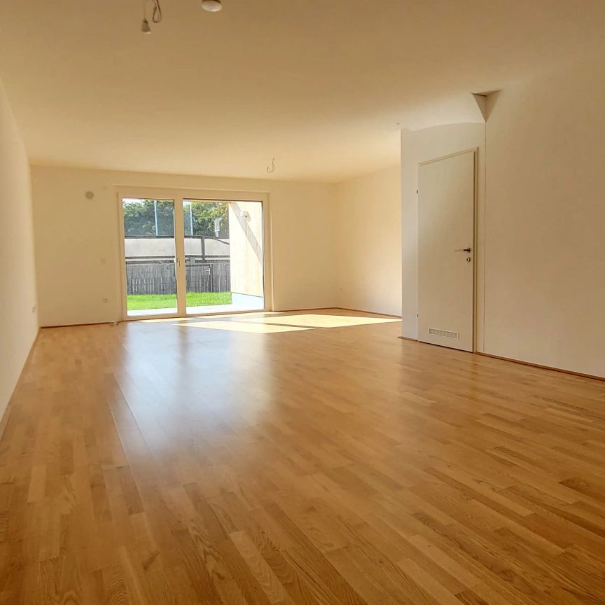 Erstbezug! Gefördertes Reihenhaus mit Terrasse und Garten, Top 17C - Photo 1