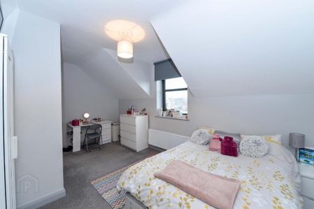 38 Upper Newtownards Road, Belfast, BT4 3EL - Photo 2