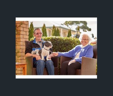 Independent Retirement rentals - includes 2 meals per day - Photo 3