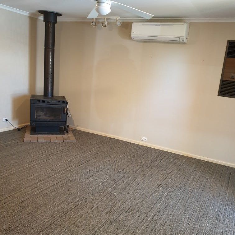 Three bedroom home - Photo 1