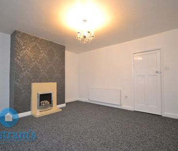 3 bed Mid Terraced House for Rent - Photo 2