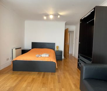 East Ferry Road - Photo 2