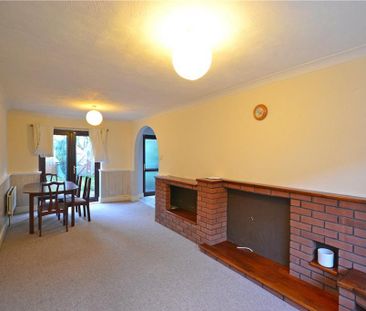 3 bedroom terraced house to rent - Photo 2