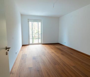 Wohntraum - Erstklassige 2-Raumwohnung mit Balkon - Photo 2