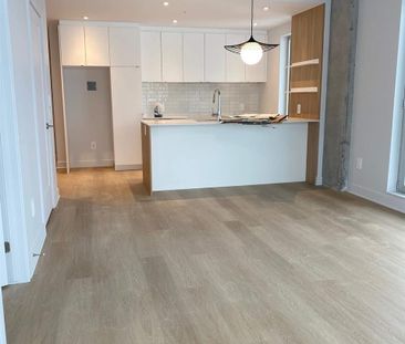 2 CH - 1 SDB - Montreal - $2,180 /mo - Photo 2