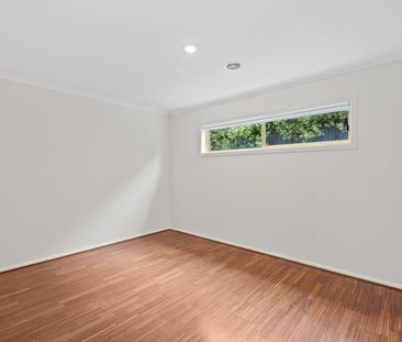 SPACIOUS 4 BEDROOM, PLUS STUDY/DINING FAMILY HOME. Ideally suited f... - Photo 5