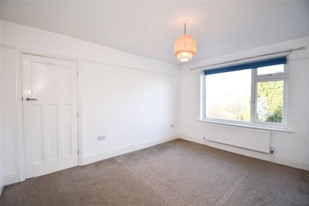Pembroke Drive, CH65 6TB, Ellesmere Port - Photo 4