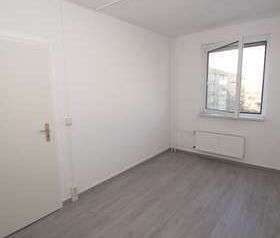 3-Zimmer-Wohnung mit BALKON, Badewanne, neu renoviert - Photo 3