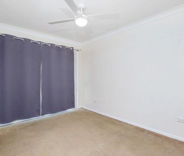 3 Bedroom in Ashmore, new floors, new appliance,new kitchen - Photo 3