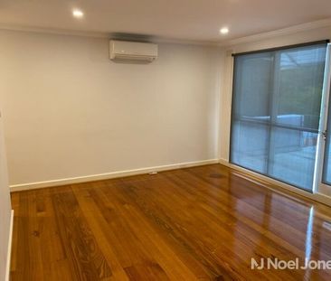 272A Yarra Street, WARRANDYTE - Photo 4