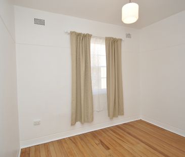 2 bedroom apartment in the heart of Gosford - Photo 3