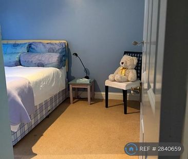 1 bedroom in a house share to rent - Photo 5